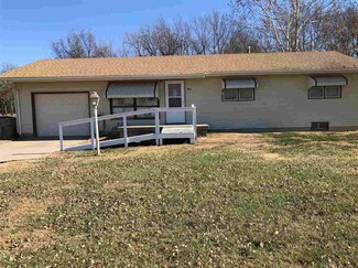 940 S Maple St, Douglass, KS 67039