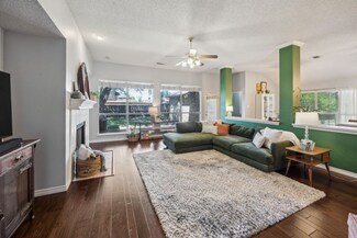 3207 Lakehurst Dr, Mesquite, TX 75181