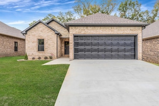 1005 N Jeff Davis Ave, Jacksonville, AR 72076