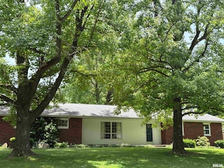 822 N 24th St, Murphysboro, IL 62966