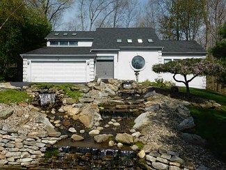 6008 Brookside Dr, Export, PA 15632