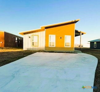 427 Pintail Loop, San Marcos, TX 78666