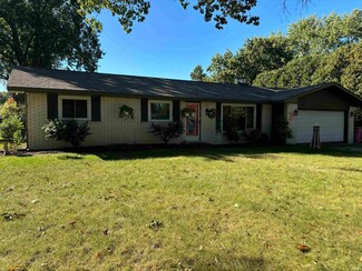 23458 Greenwood Blvd, Elkhart, IN 46516