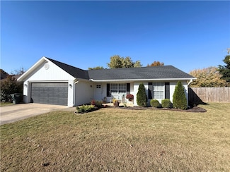 4344 W Patrick St, Fayetteville, AR 72704