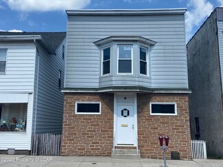 62 N Kennedy Dr, McAdoo, PA 18237
