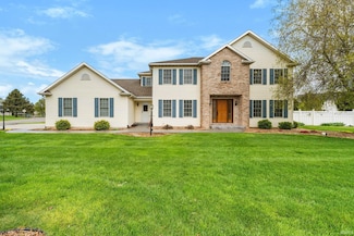 14157 Tenbury Dr, Granger, IN 46530