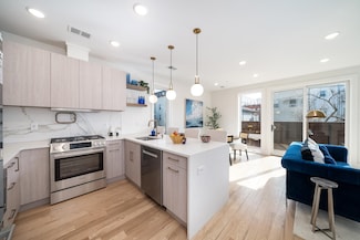 332 Whiton St Unit 2, Jersey City, NJ 07304