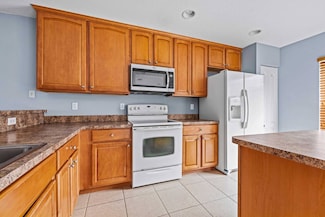 1944 SE High Springs Dr Unit 1944, Port Saint Lucie, FL 34952