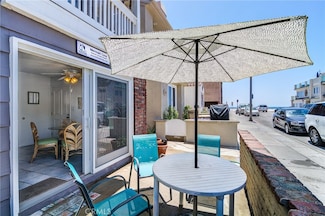 110 31st St Unit A, Newport Beach, CA 92663