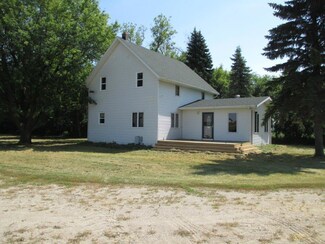 448 172nd Ave NE, Caledonia, ND 58219