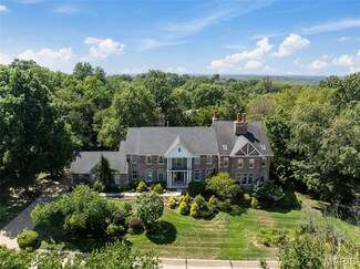 10610 Deerpath Acres Ct, Saint Louis, MO 63128