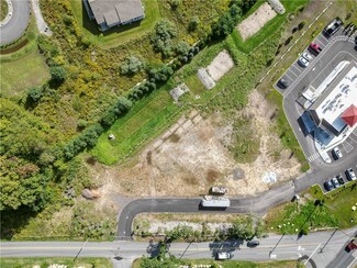 61 Harris Rd, Smithfield, RI 02917