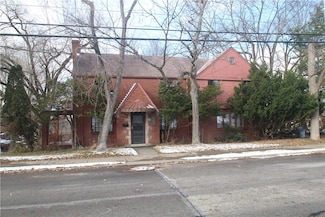 1405 Woodbine St, Pittsburgh, PA 15201