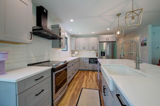 21 Westwood Rd, Gray, ME 04039