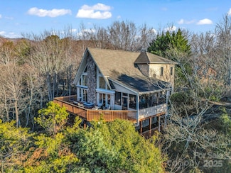 294 Ridgeway Rd, Lake Lure, NC 28746