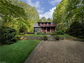 2106 Bethabara Rd, Winston Salem, NC 27106