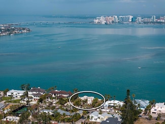 679 Norsota Way, Sarasota, FL 34242