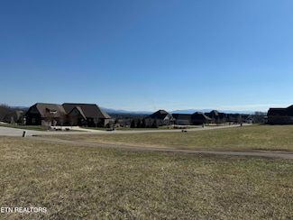108 White Hawk Dr, Vonore, TN 37885