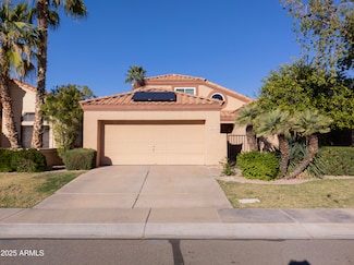 306 E Stonebridge Dr, Gilbert, AZ 85234