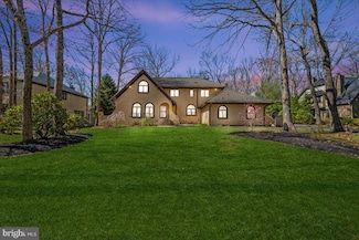 7 Shadow Lake Ln, Shamong, NJ 08088