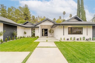 19525 Valdez Dr, Tarzana, CA 91356