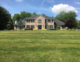 18 Fern Dr, Millstone Township, NJ 08510