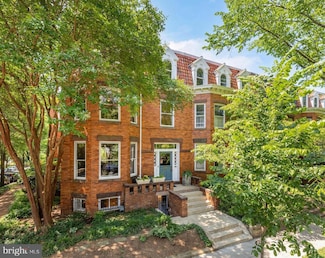 1800 Lamont St NW, Washington, DC 20010
