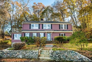 58 Berkshire Rd, Newtonville, MA 02460