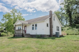 830 Indiana Ave, Blairsville, PA 15717