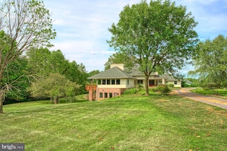 3959 Cobbler Mountain Rd, Delaplane, VA 20144