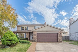 1511 W Allison Ct, Arlington Heights, IL 60005