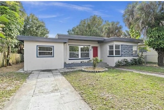 1016 Chipola Rd, Fort Pierce, FL 34950