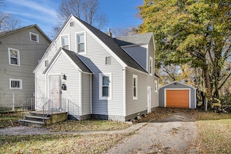 907 Southworth Terrace, Kalamazoo, MI 49048