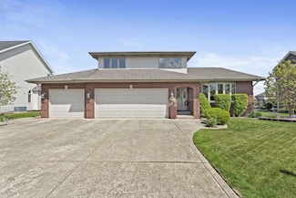 10257 New Devon St, Munster, IN 46321