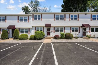 29 Cowesett Ave Unit 4, West Warwick, RI 02893