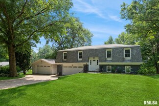 15611 Willow Ct, Sterling, IL 61081