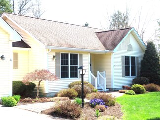 21 Mountain View Dr, Keene, NH 03431