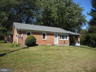 456 Ritter Rd, Winchester, VA 22602