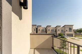 4351 Hebron St, Irving, TX 75061