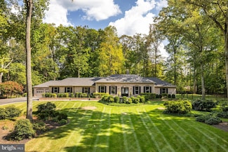 411 Springvale Rd, Great Falls, VA 22066