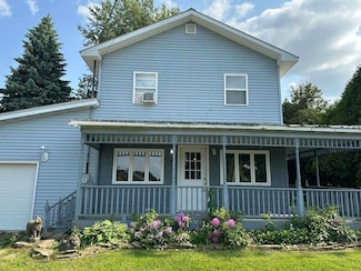 6 Woodward St, Malone, NY 12953