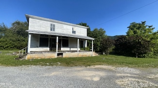 3198 Big Moccasin Rd, Nickelsville, VA 24271