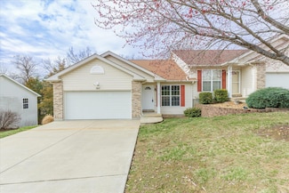 1915 Meriwether Dr, Washington, MO 63090