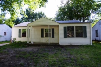 1005 Pineridge St, Wichita, KS 67218