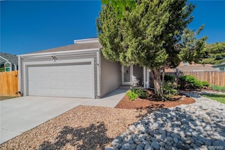 87 Macon Ct, Aurora, CO 80010