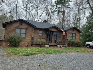 369 Creswell Rd, Mount Gilead, NC 27306
