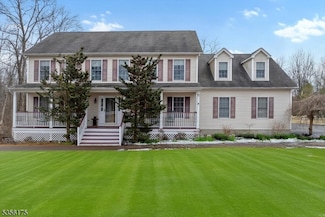 12 Meadow Ridge Rd, Columbia, NJ 07832