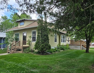 421 7th Ave SE, Pipestone, MN 56164