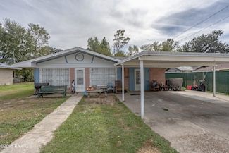 912 Chestnut St, Mamou, LA 70554