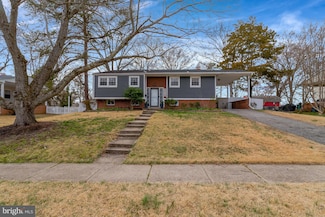 8512 Wagon Wheel Rd, Alexandria, VA 22309